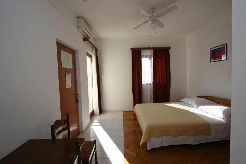 Apartments Gordana Trogir Zewnętrze zdjęcie